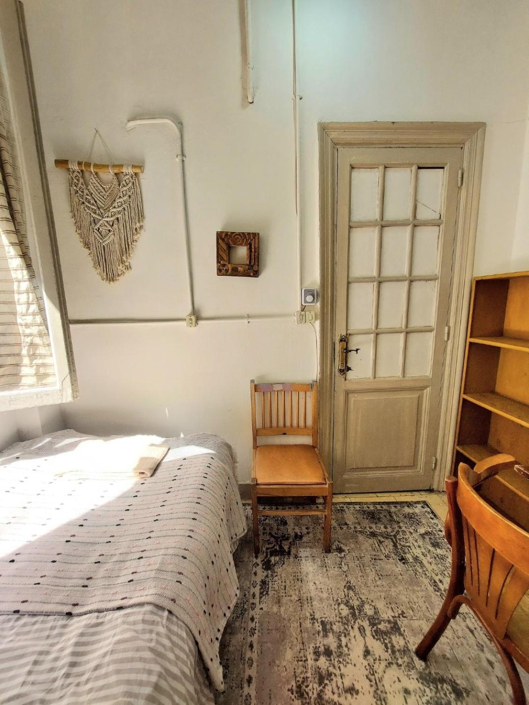 Arab Hostel, Welcoming All Solo And Groups Travellers But, Unmarried Couples Not Allowed Alexandria Exterior foto