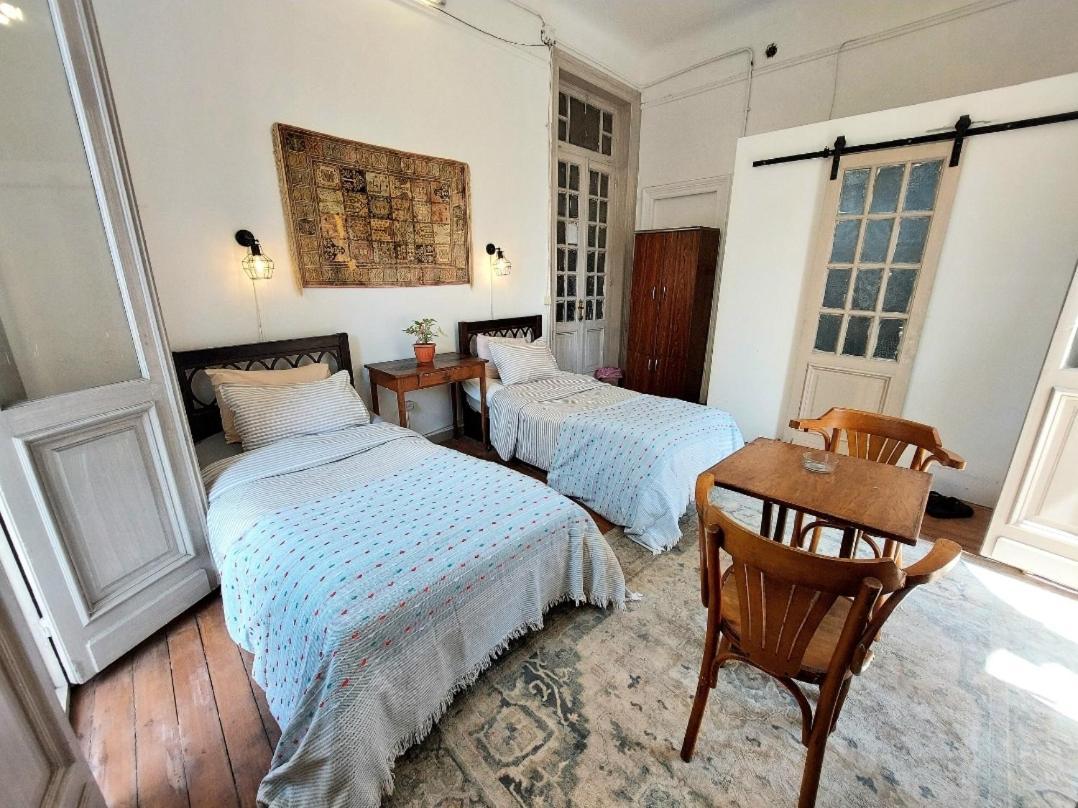 Arab Hostel, Welcoming All Solo And Groups Travellers But, Unmarried Couples Not Allowed Alexandria Exterior foto